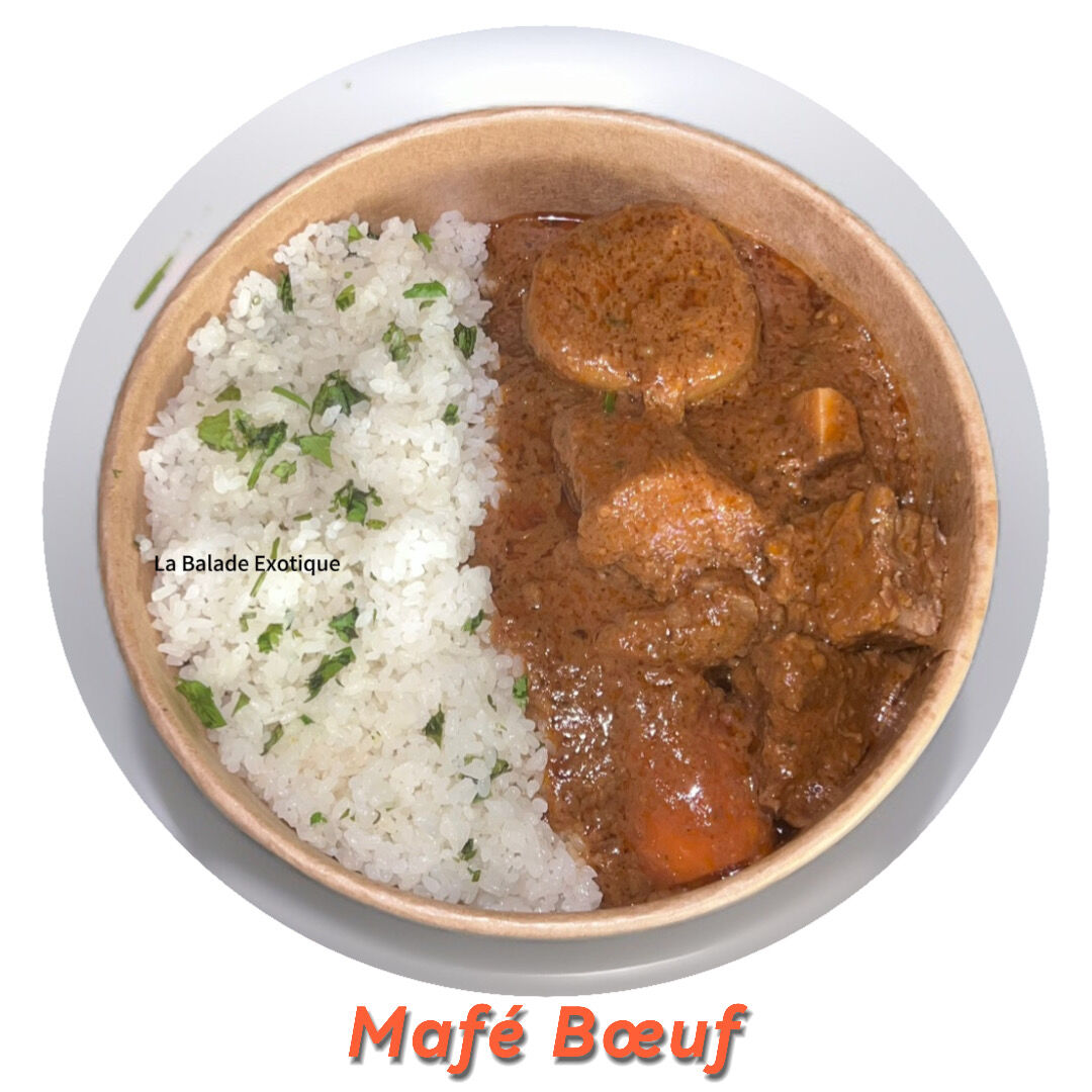 Sauce à la pate d'arachide et légumes, riz.