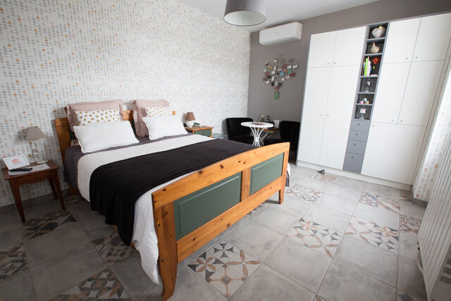 Chambre double 1er étage avec baignoire