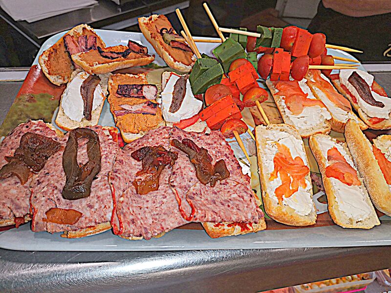 Montaditos Viernes y Sábados a 0.5