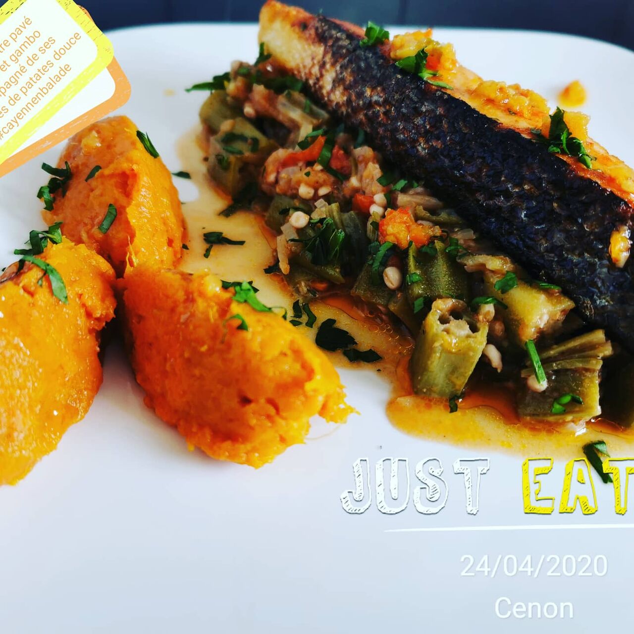 Saumon sur son lit de gambo accompagné de ses quenelles de patates douces 