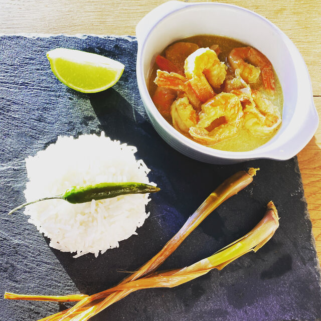 Crevettes citronnelle / lait de coco