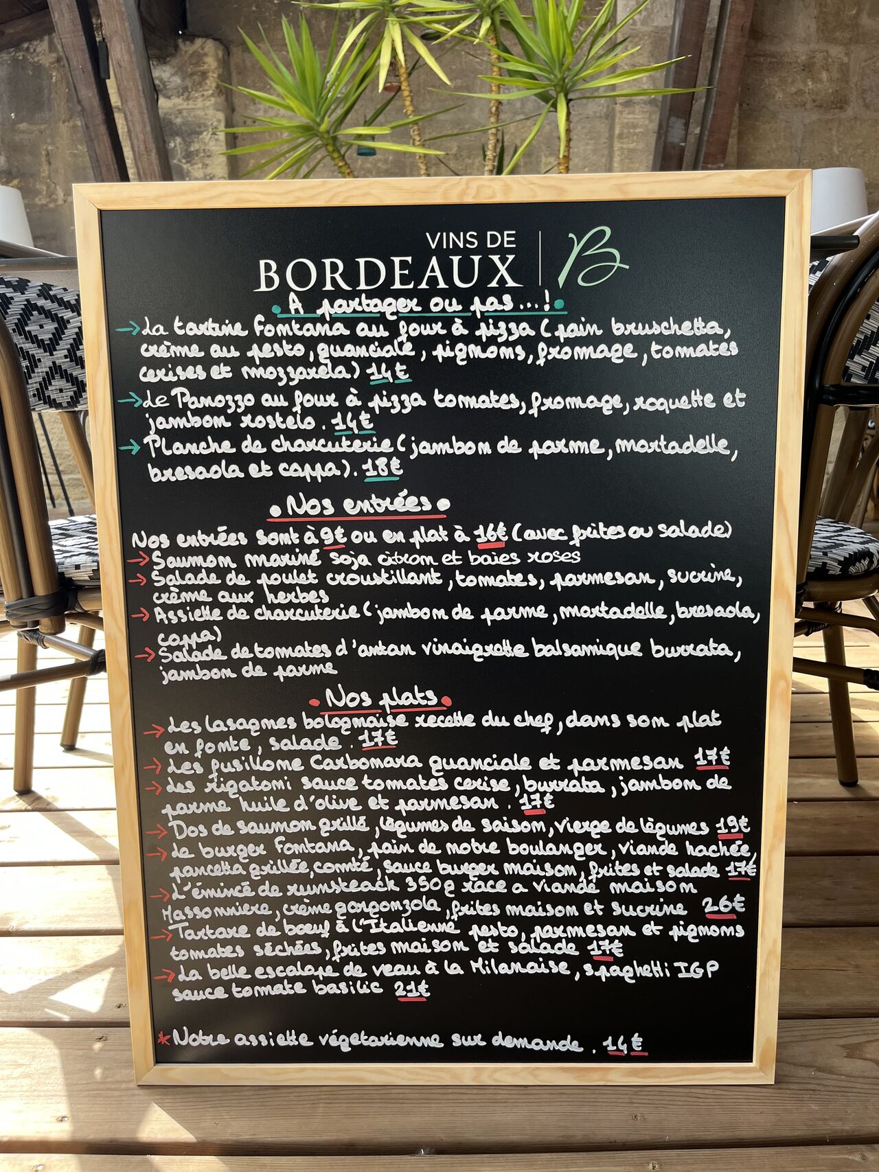 NOS ENTREES ET NOS PLATS