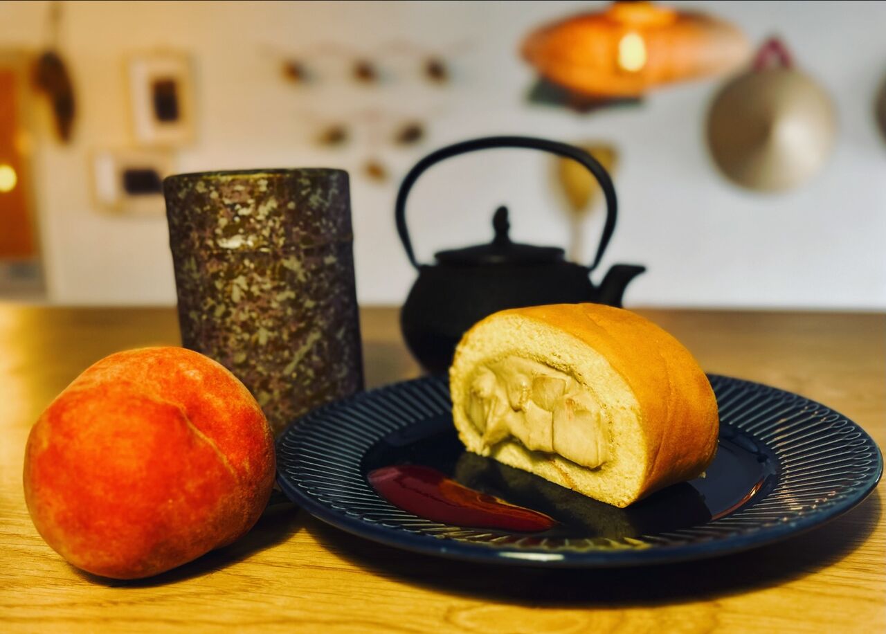 Gâteau roulé à la crème au hojicha