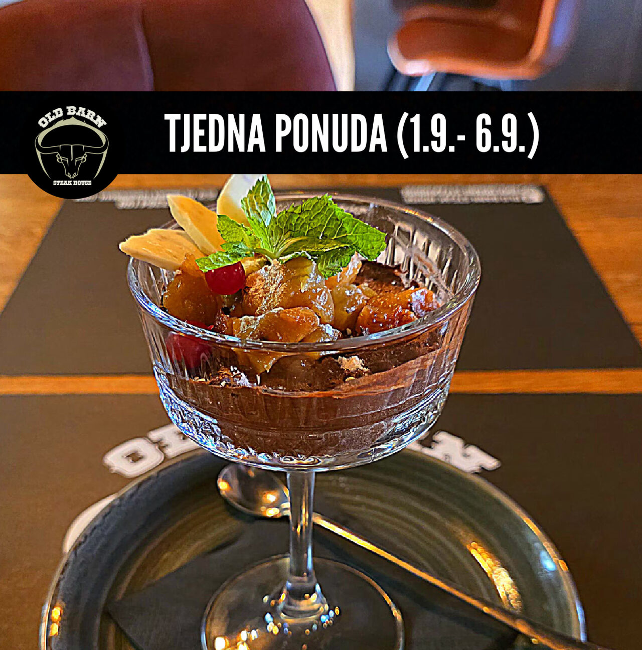 ČOKOLADNI MOUSSE S KARAMELIZIRANIM ANANASOM I AROMOM RUMA