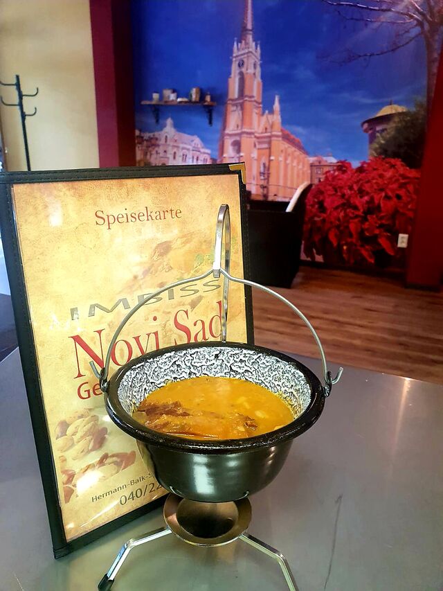 Weisse Bohnensuppe + Beilagen 6,90€