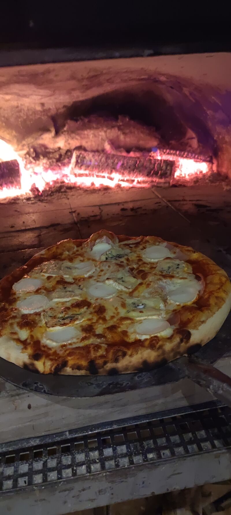 Perso
Jambon/ 4 fromages
Mozza