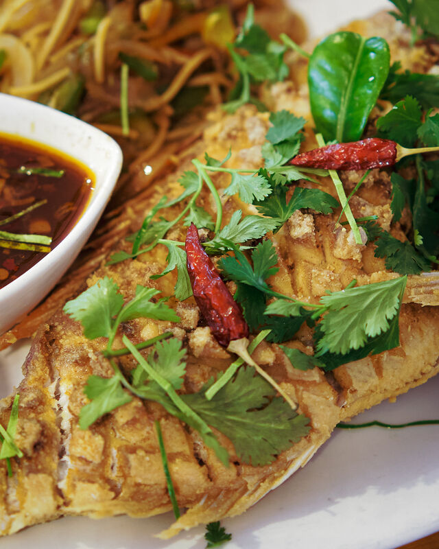 Lubina estilo Thai