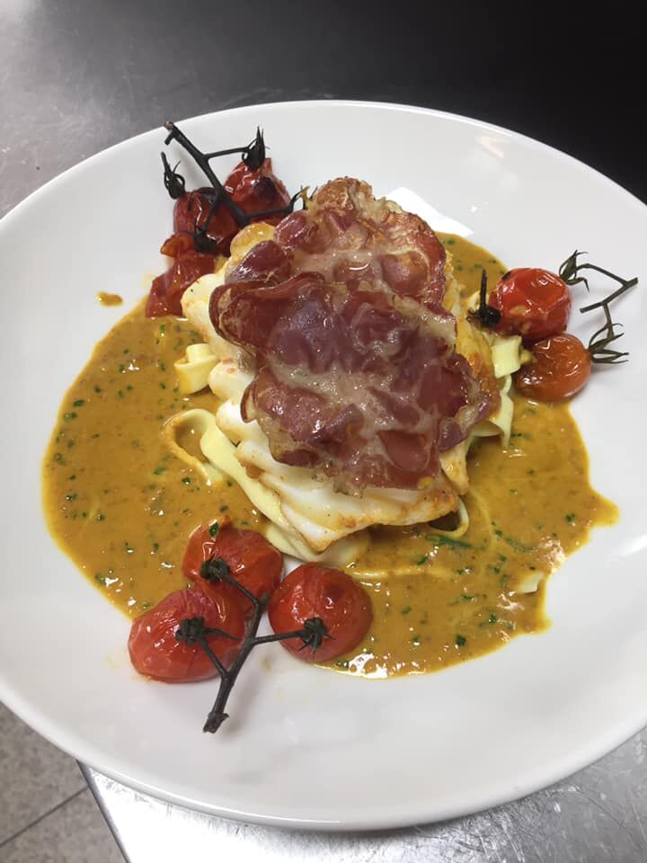 Cabillaud crème de chorizo, coppa