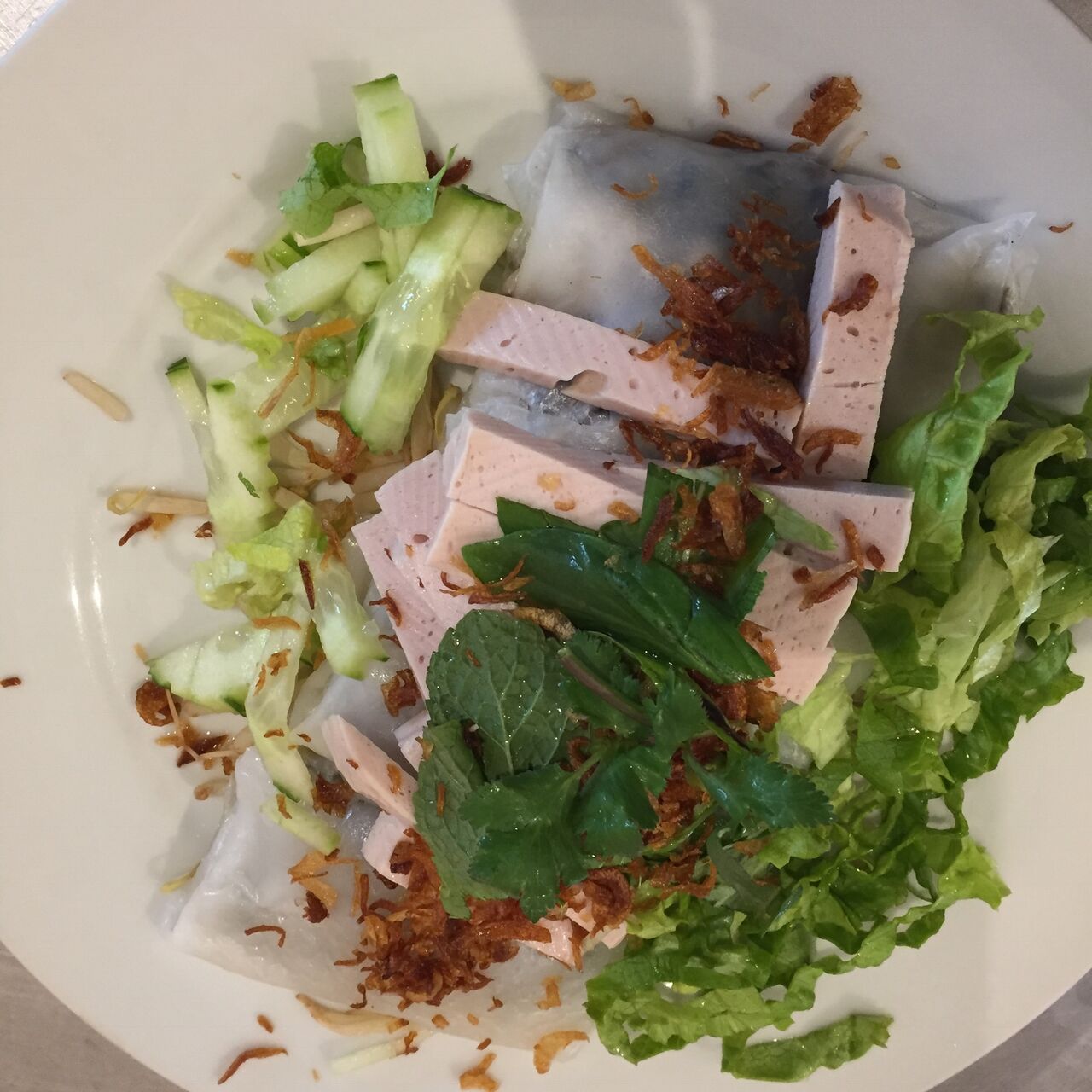 BANH CUÖN