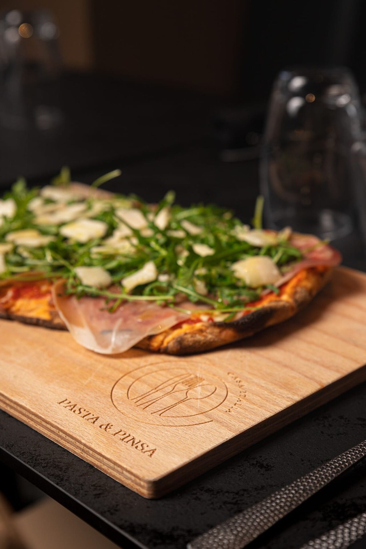 Pinsa Crudo