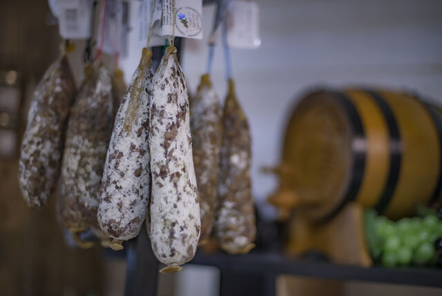 Saucissons d'un petit producteur.