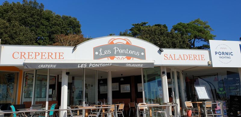 Depuis le 02 septembre 2021 La crêperie Les Pontons change de propriétaires et devient LA CRÊPERIE LA CASA!