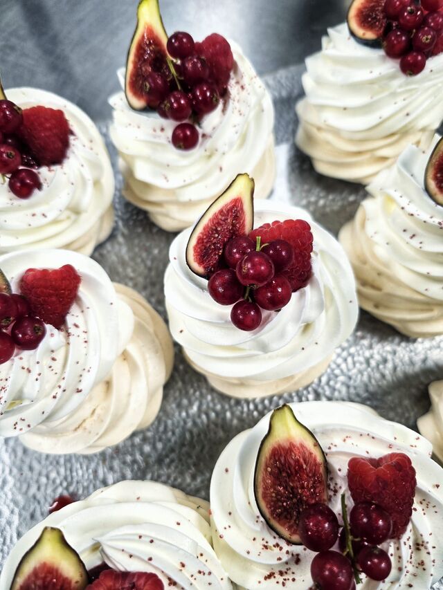 Pavlova fruits rouges