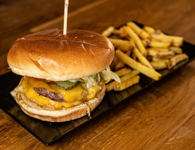 Hamburguesa Gran Clásica.