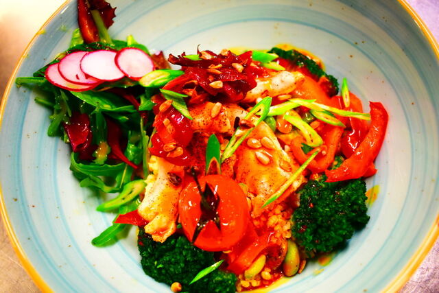 Frische und schnell zubereitete Mittagsspeisen