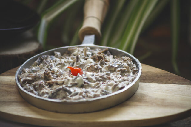 Viande du soleil à la crème.