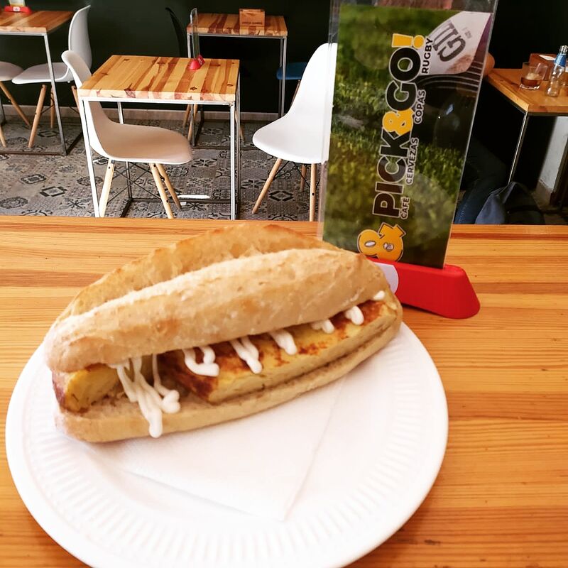 ¿QUIERES UN BOCATA?