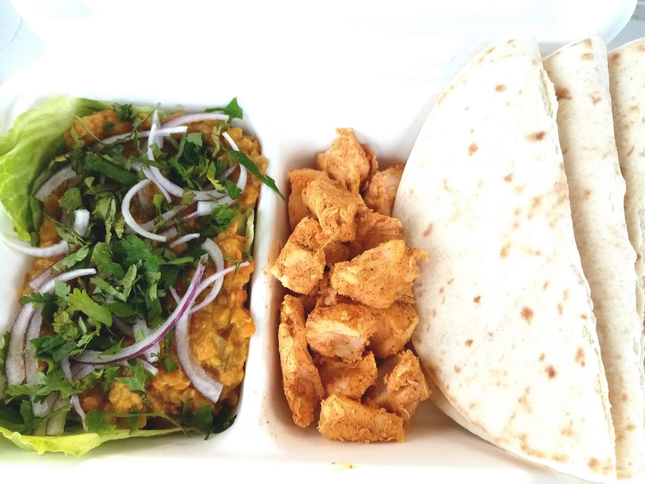 Dal, poulet tandoori,chapati