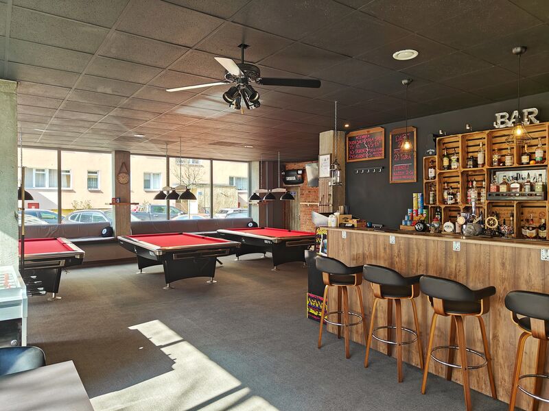 Sala główna z barem 