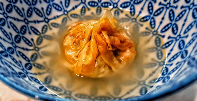 Khom-Pan-Goh Dumplings