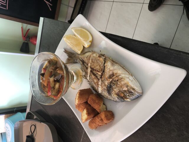 Plat du jour dorade de ligne 