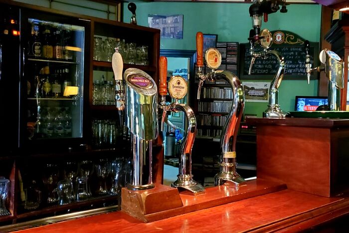 The Red Lion Pub a Vernio