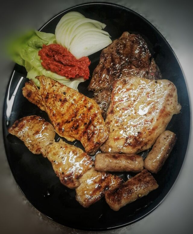 Mješano meso na žaru