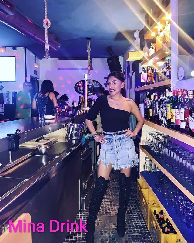 Nuestra fantástica camarera !