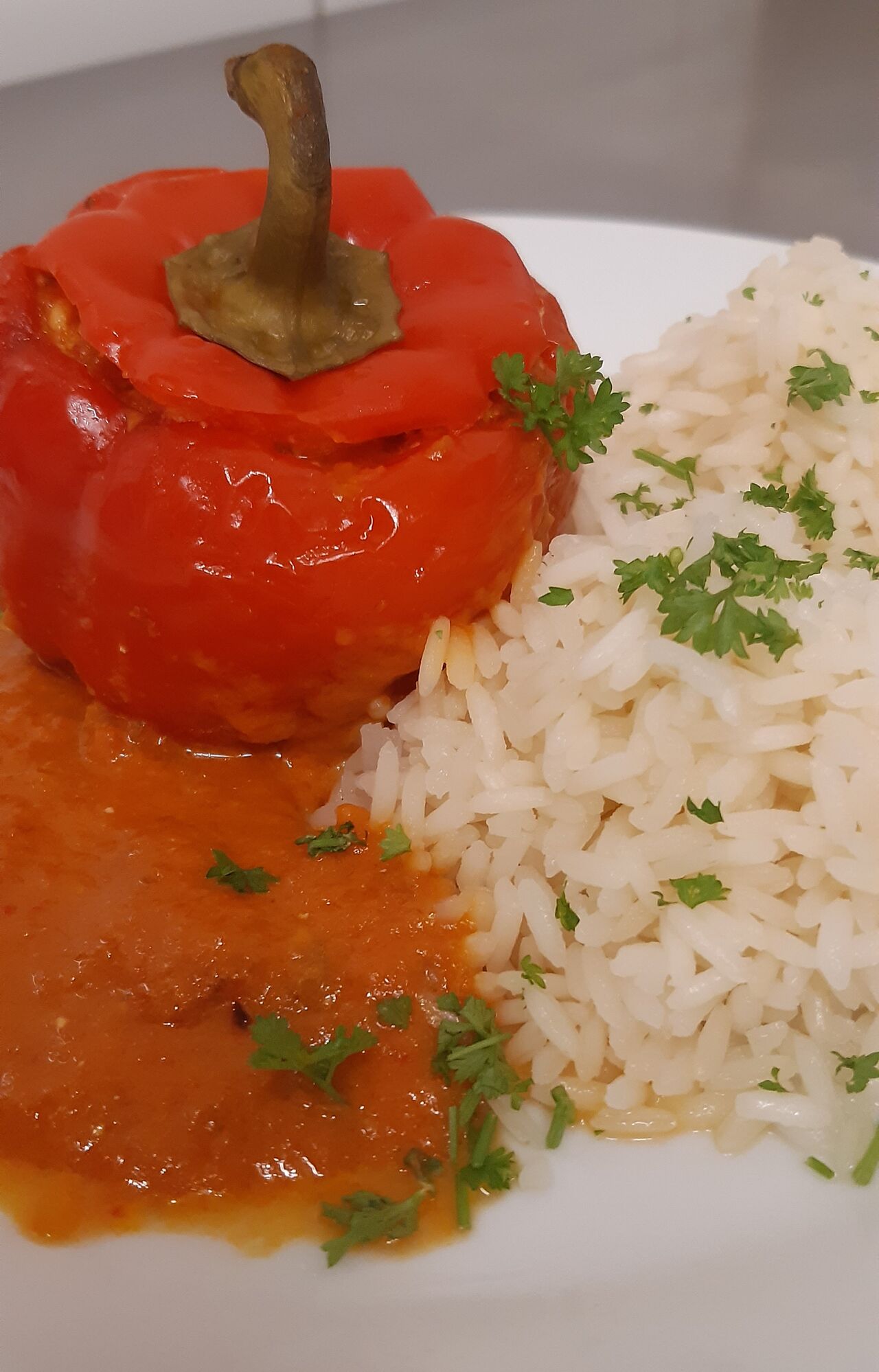 Gefüllte Ofenpaprika mit Reis