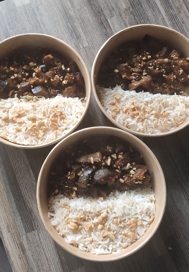 aubergines à la cacahuète 