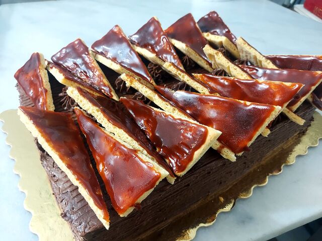 DOBOS ACOPERIT CU CRUSTA DE ZAHAR ARS