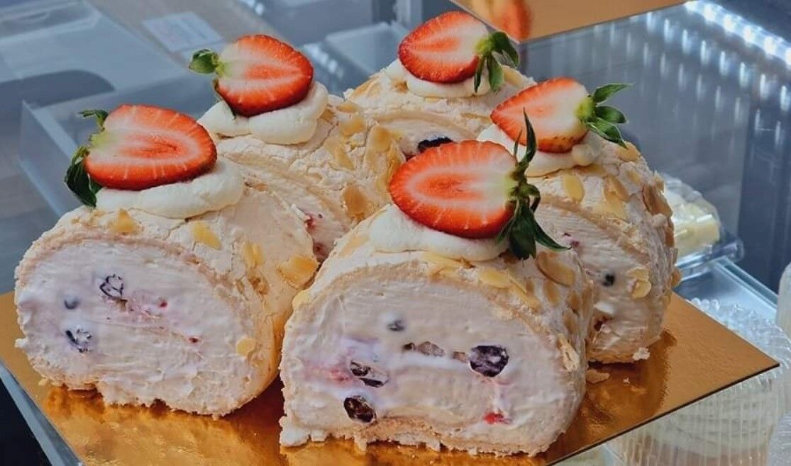 Delicios by Bianca Ploto