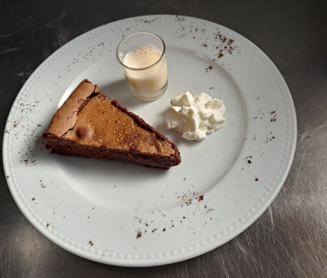 Gâteau au chocolat et crème de marron