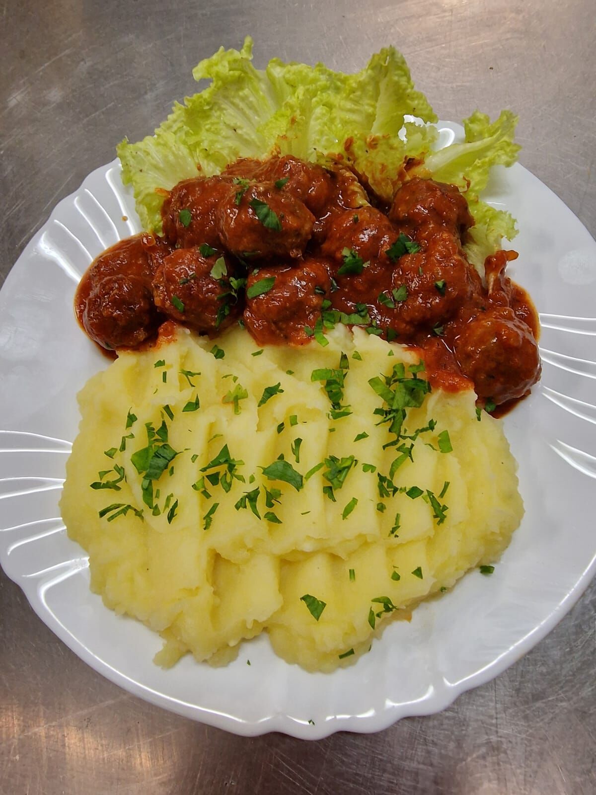 Boulettes de viande à la sauce tomate