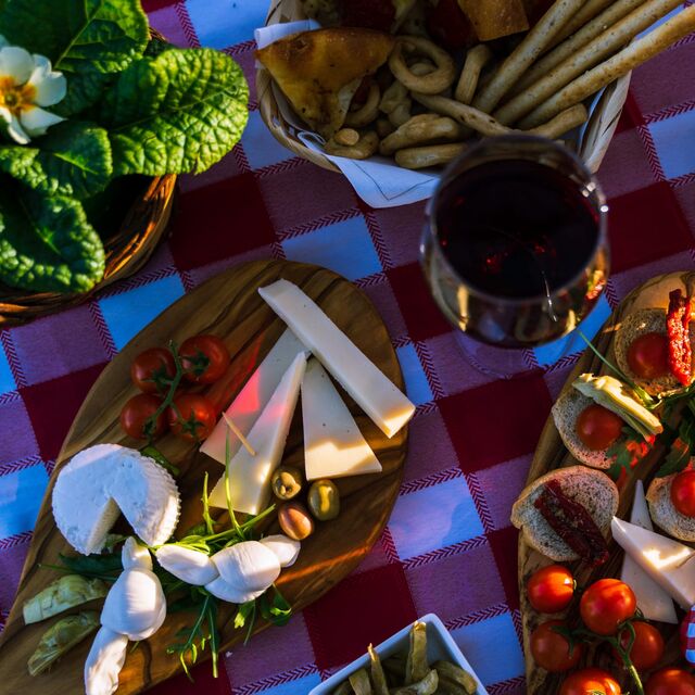 Tagliere con prodotti tipici locali a KM 0 