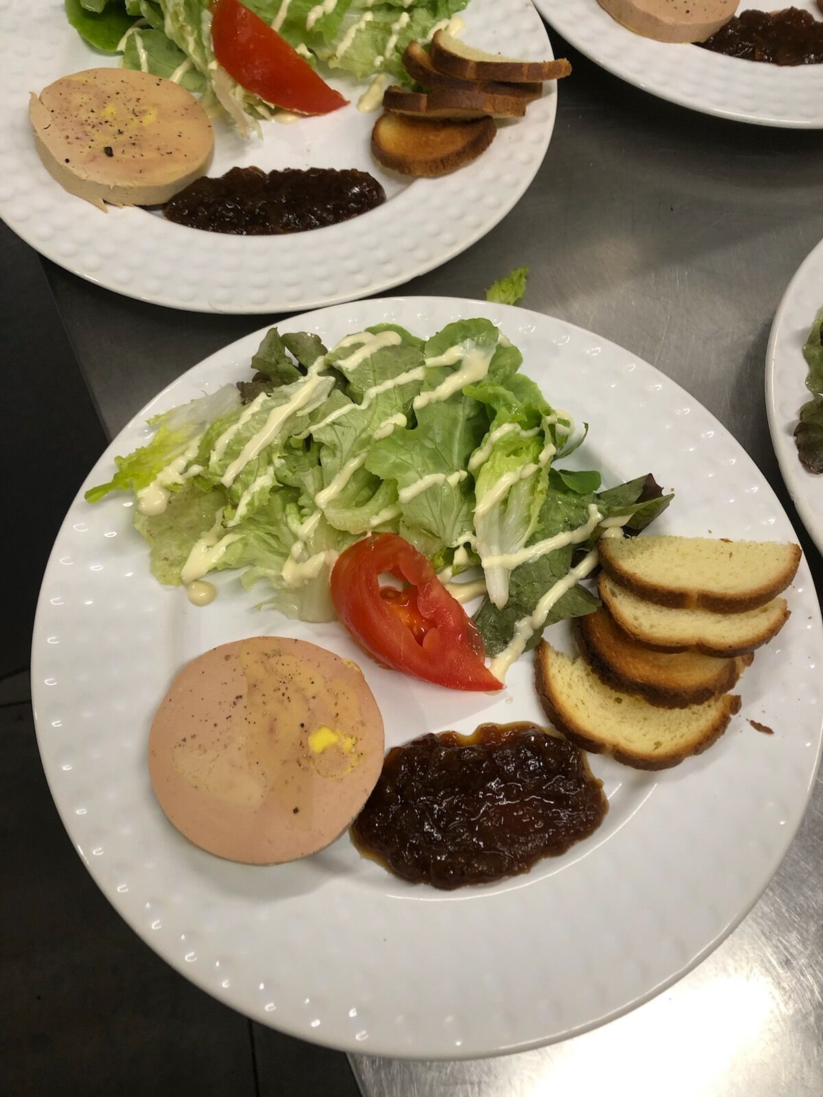FOIE GRAS DE CANARD AVEC MORCEAUX , MENU FESTIF DE CETTE FIN D'ANNÉE...