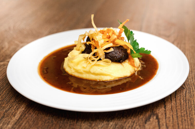 Hovězí líčka na víně