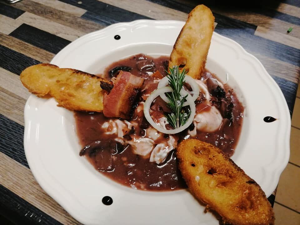 oeufs en meurette