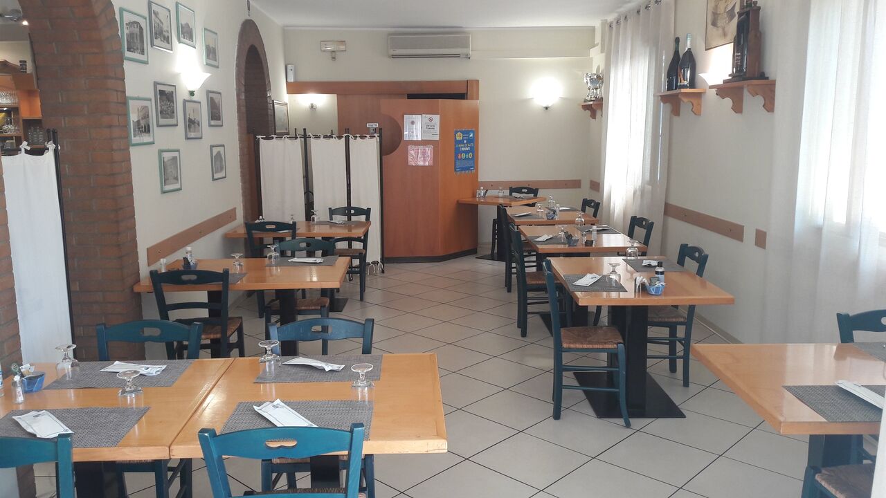 Saletta climatizzata per pranzo e cena