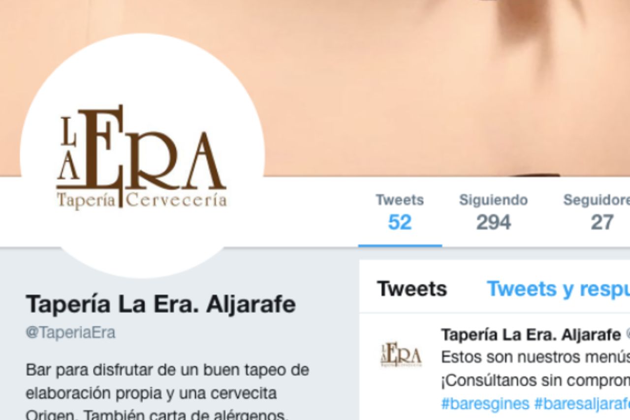 Síguenos en...