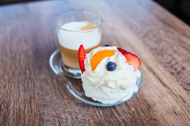 Mini pavlova
