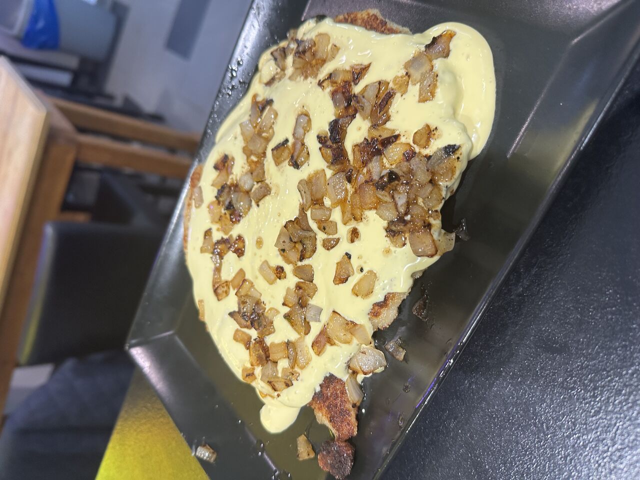 Hollandaise Schnitzel 