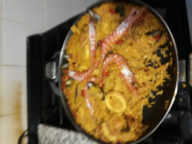 Paella de marisco
Buenísima se te deshace en la boca 