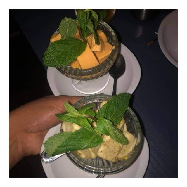 Nos glaces indiennes à la mangue et à la pistache! Miam!!