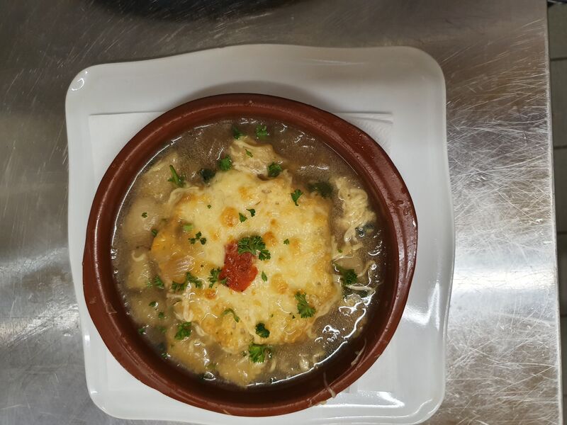 Französische Zwiebelsuppe 