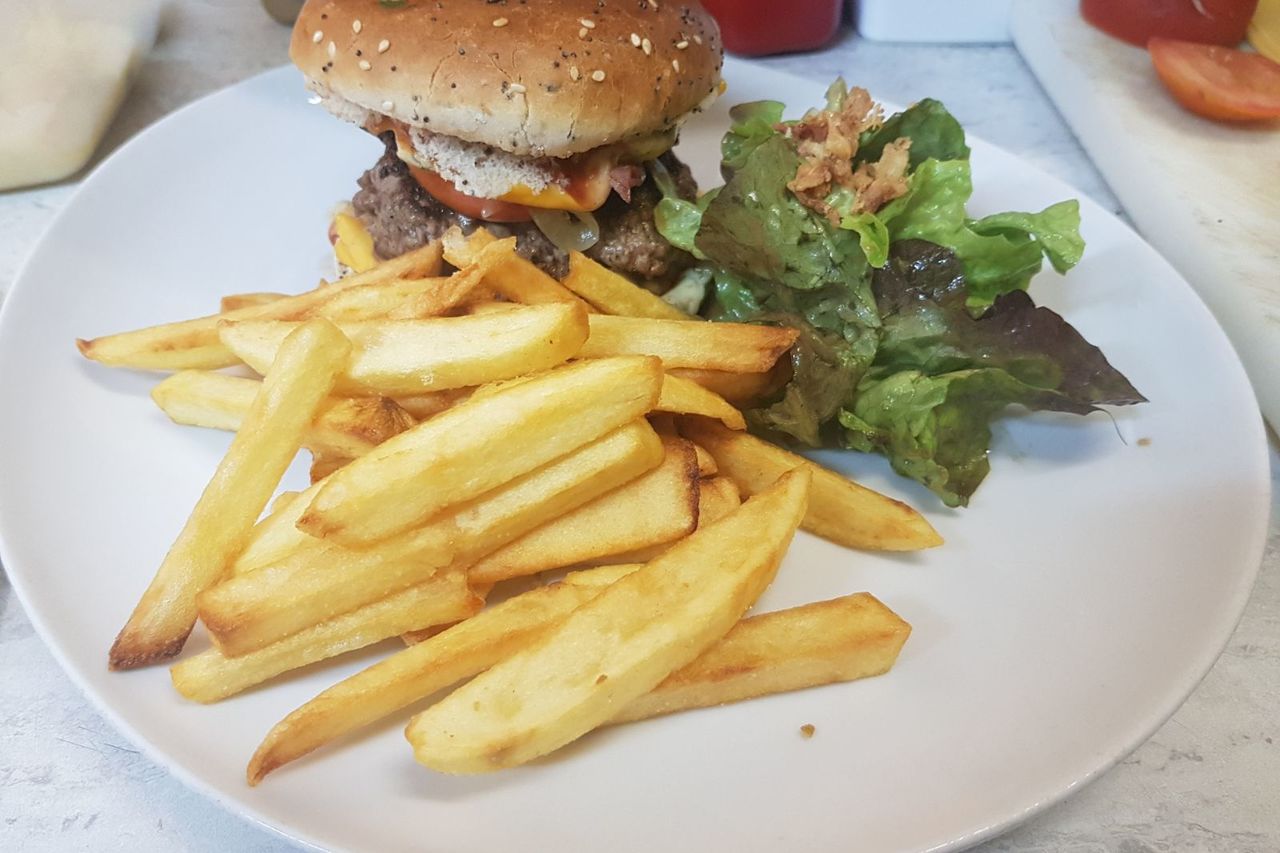 Burger bacon cheddar