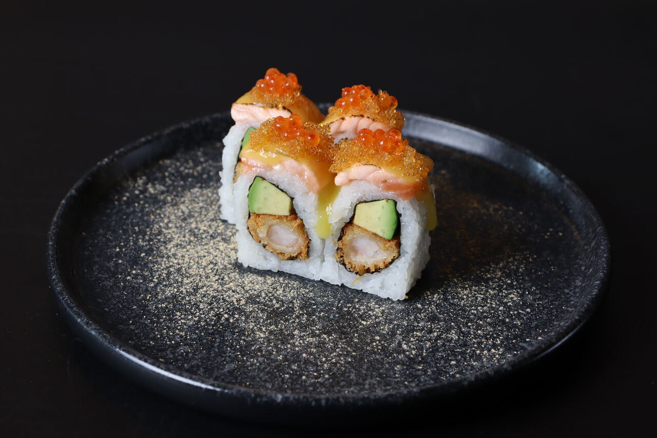 Inside out - Dragon roll