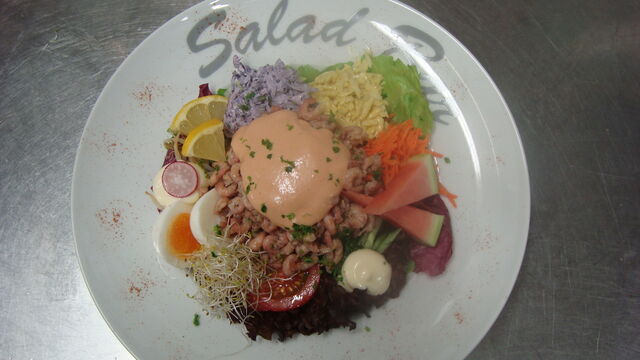 koude schotel grijze garnalen