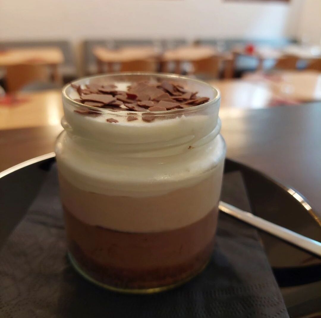 Mousse ai tre cioccolati