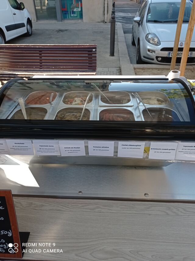 Brandade-Anchoïade-Aïoli-Tapenade Noire, Rouge et Verte-Artichauts Grilles Marinés-Poivrons Rouges Marinés-Caviar d'aubergines..